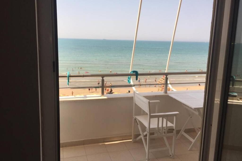 Modern Sea View Apartment For A Perfect Holiday Durrës Esterno foto