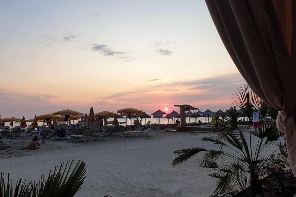 Modern Sea View Apartment For A Perfect Holiday Durrës Esterno foto